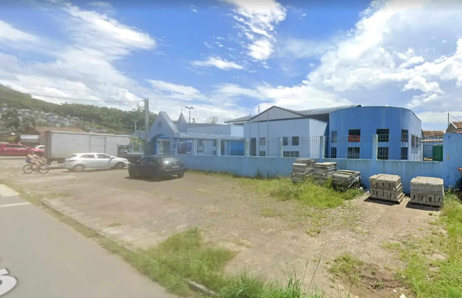 Obra em escola no Litoral do Paraná salta de R$ 110 mil para R$ 1,3 milhão após 7 anos parada