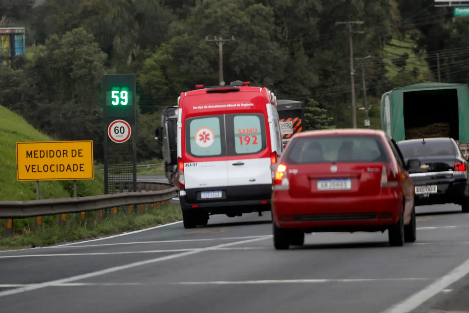 Radar de velocidade média será testado em 13 trechos de rodovias do Paraná; veja a lista