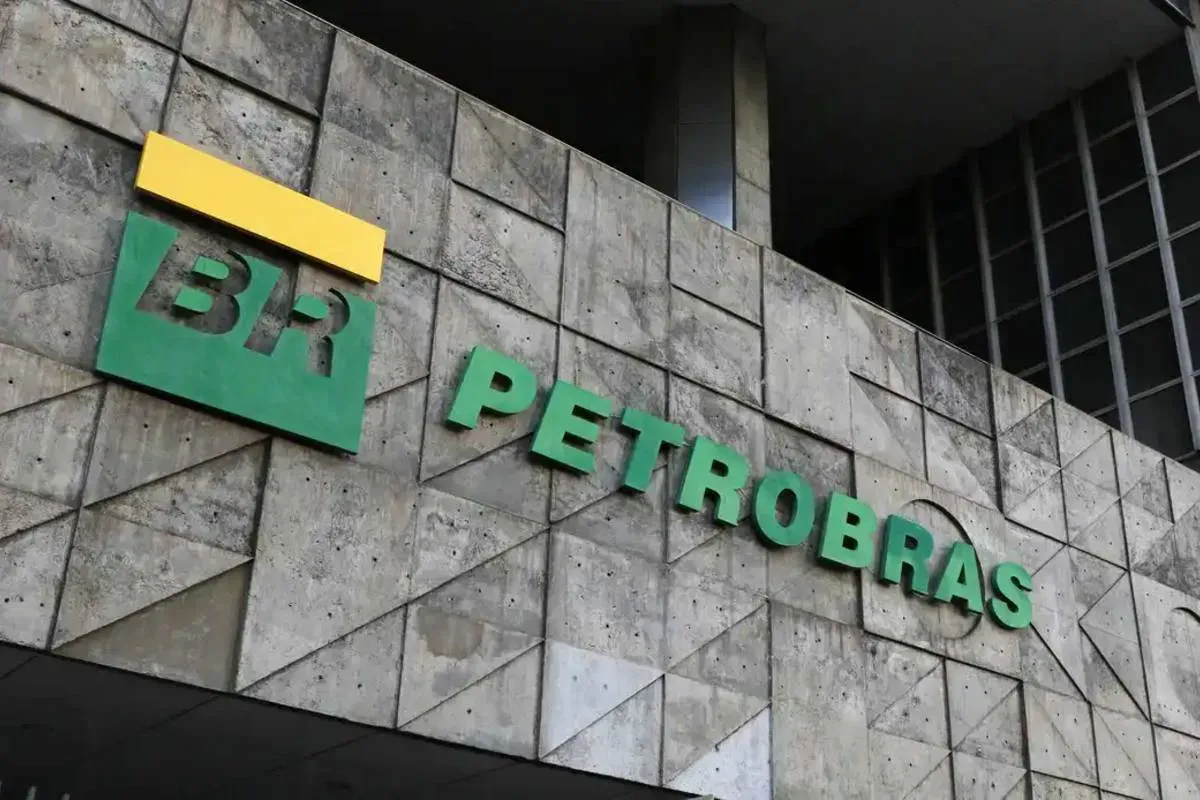 Diesel mantém preço com subvenção de R$ 1 por litro aprovada pela Petrobras